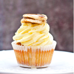 Pancake Cupcakes with Lemon Buttercream Frosting and Syrup {Gluten Free}