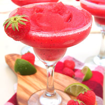 Strawberry Black Pepper Frozen Margarita - a summery frozen margarita with a black pepper kick, the perfect drink for all summer long! So easy to make too, all you need is a blender!
