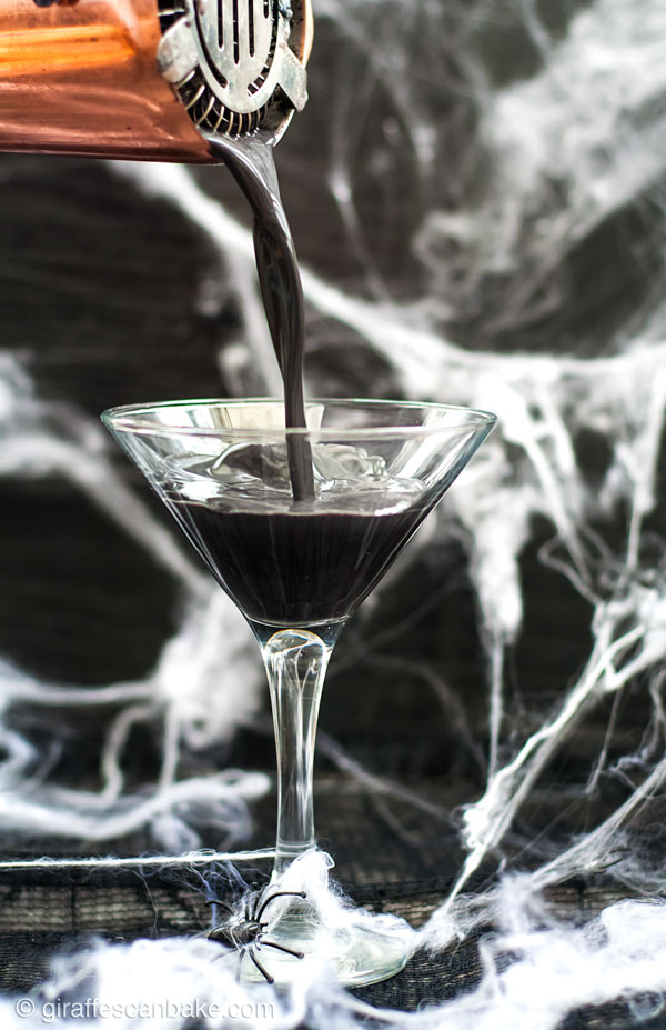 The Black Widow Cocktail is a dark, shimmery, and deceptively sweet cocktail. It is the perfect spooky sipper for Halloween and the next instalment of my Marvel Cocktail Series. It's made with gin, crème de mûre, and black sesame syrup. It's sweet, a little nutty, and visually awesome. 